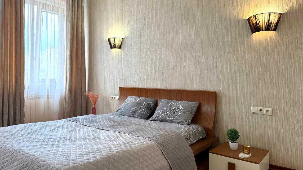 Apartamento Mironositskaya 75 Jarkov Exterior foto