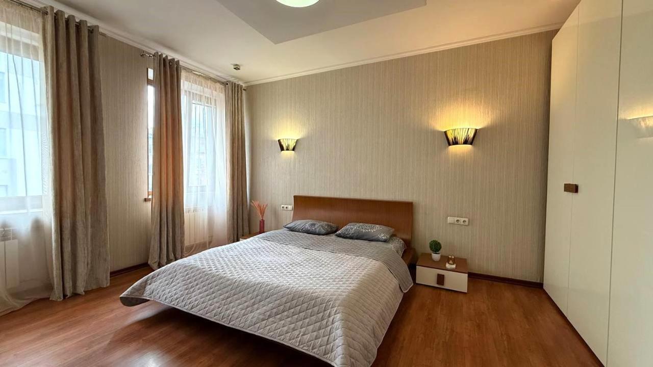 Apartamento Mironositskaya 75 Jarkov Exterior foto