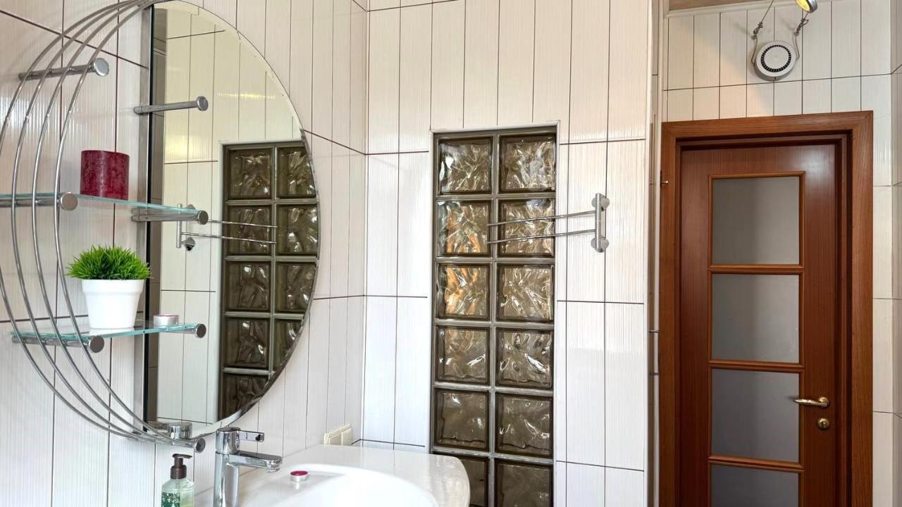 Apartamento Mironositskaya 75 Jarkov Exterior foto